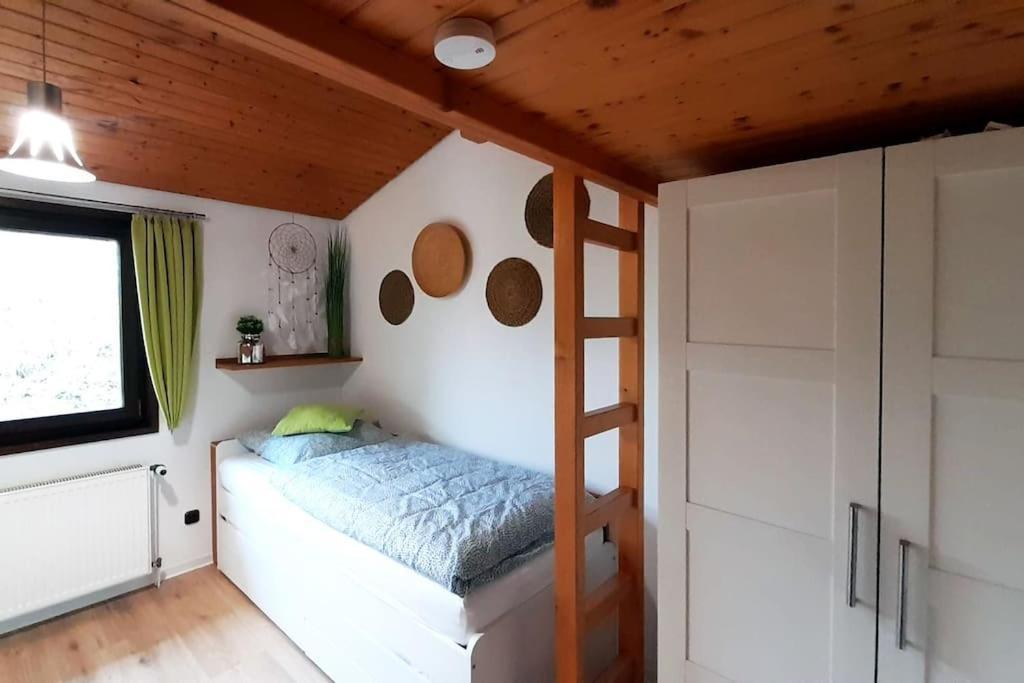 Ferienhaus Lena Im Sauerland Direkt Am Hennesee Мешеде Екстер'єр фото